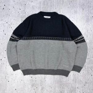 Vintage 90s Pattern Knitted Jumper - Large