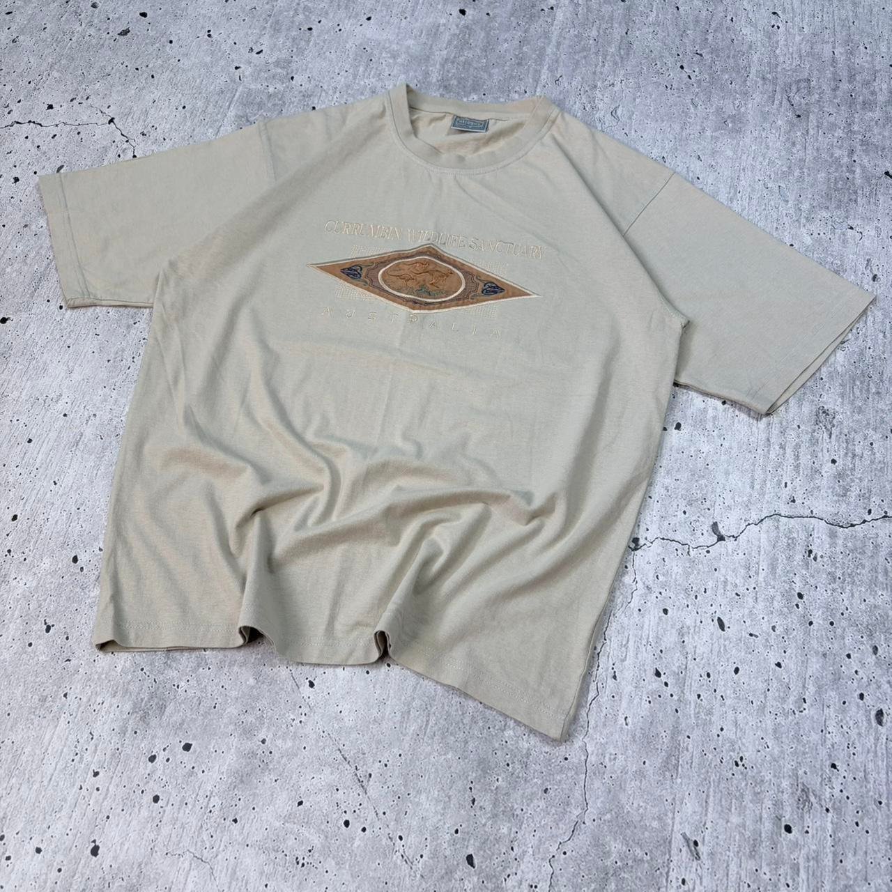 Vintage Souvenir Graphic T-Shirt - Medium - Image 3